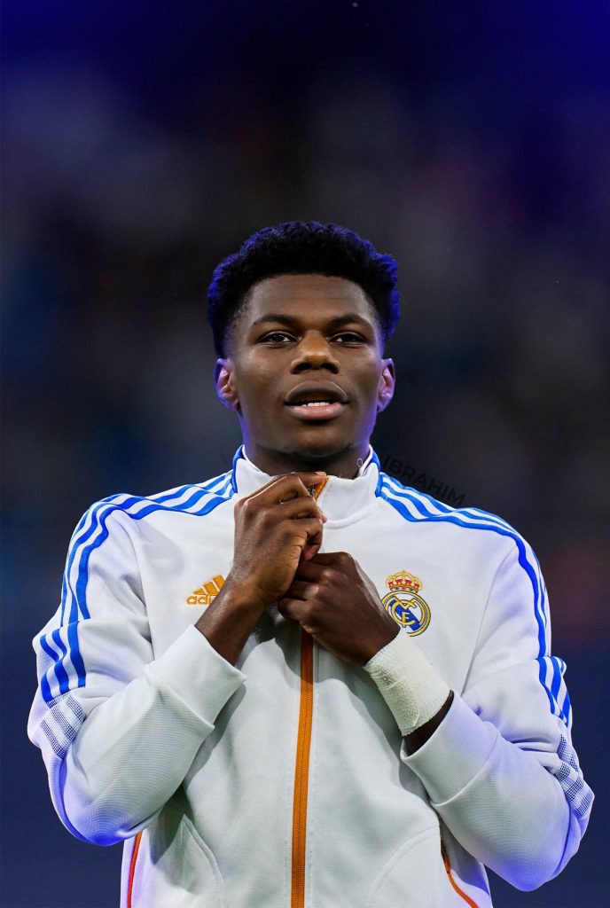 Aurélien Tchouaméni wearing a Real Madrid shirt